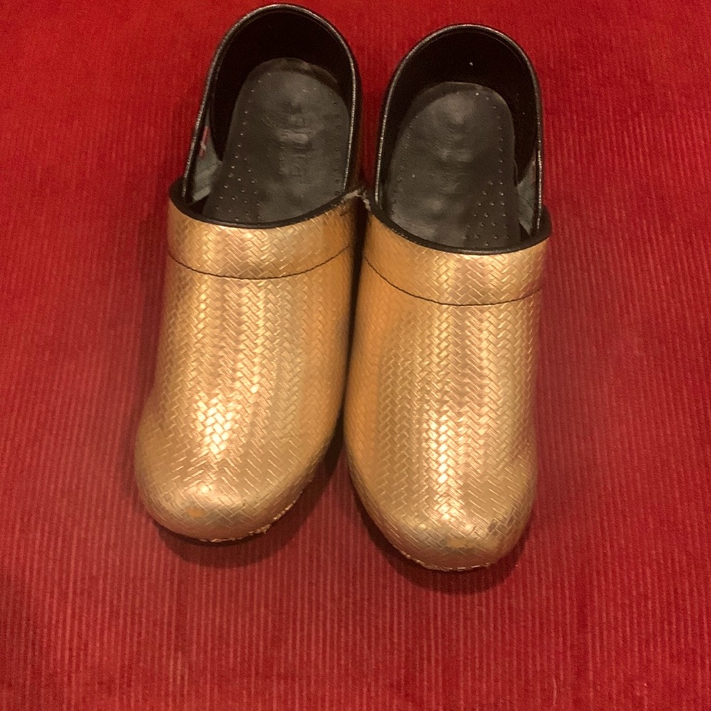 Rose gold clogs